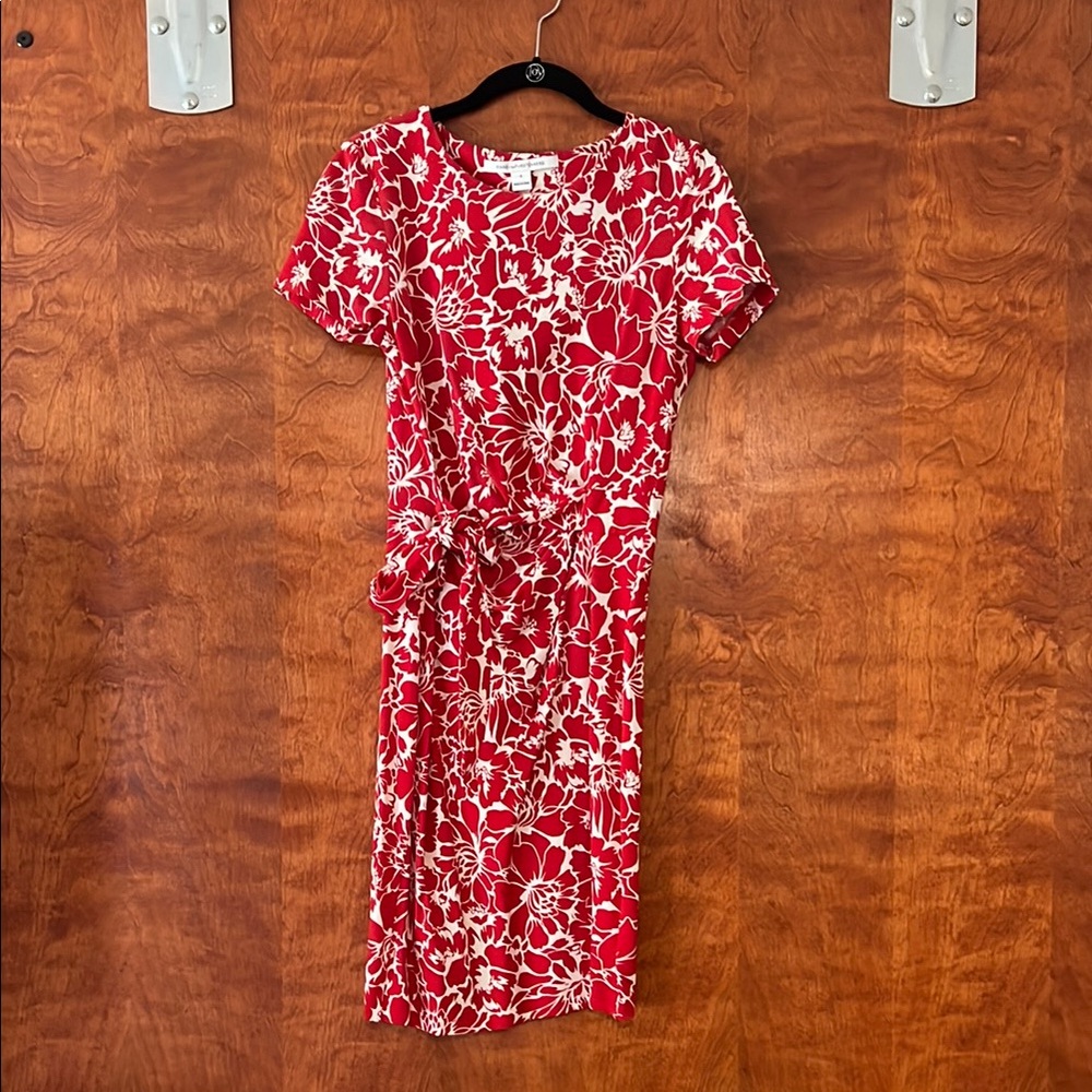 Diane Von Furstenberg Red and White Sheath Midi Dress